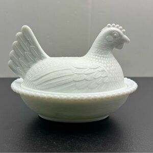 Vintage Indiana Glass Hen on a Nest 7" Beaded MILK GLASS WHITE